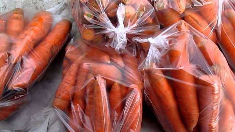 Морковь в мешочках