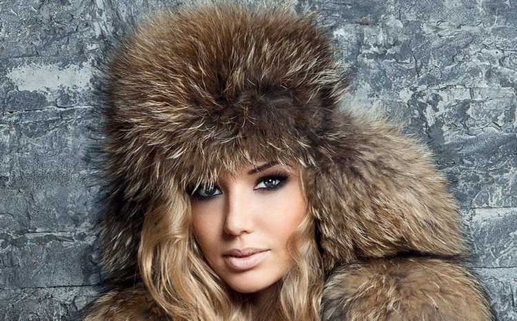 Красивые женские зимние шапки