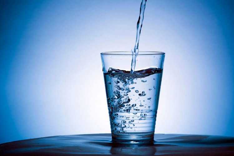 Можно ли похудеть если много пить воды: как правильно, зачем и какую лучше пить воду
